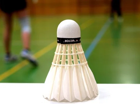 Est-il facile d’apprendre à jouer au badminton ?