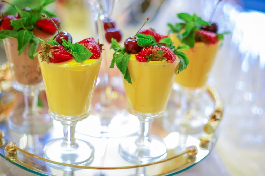 découvrez nos services de catering sur mesure pour tous vos événements : mariages, anniversaires, séminaires et plus encore. offrez à vos invités une expérience culinaire inoubliable avec des plats raffinés et un service professionnel.