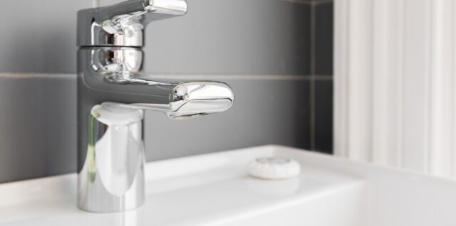 découvrez des astuces et conseils pratiques pour optimiser l'espace de votre salle de bain, alliant fonctionnalité et design élégant.