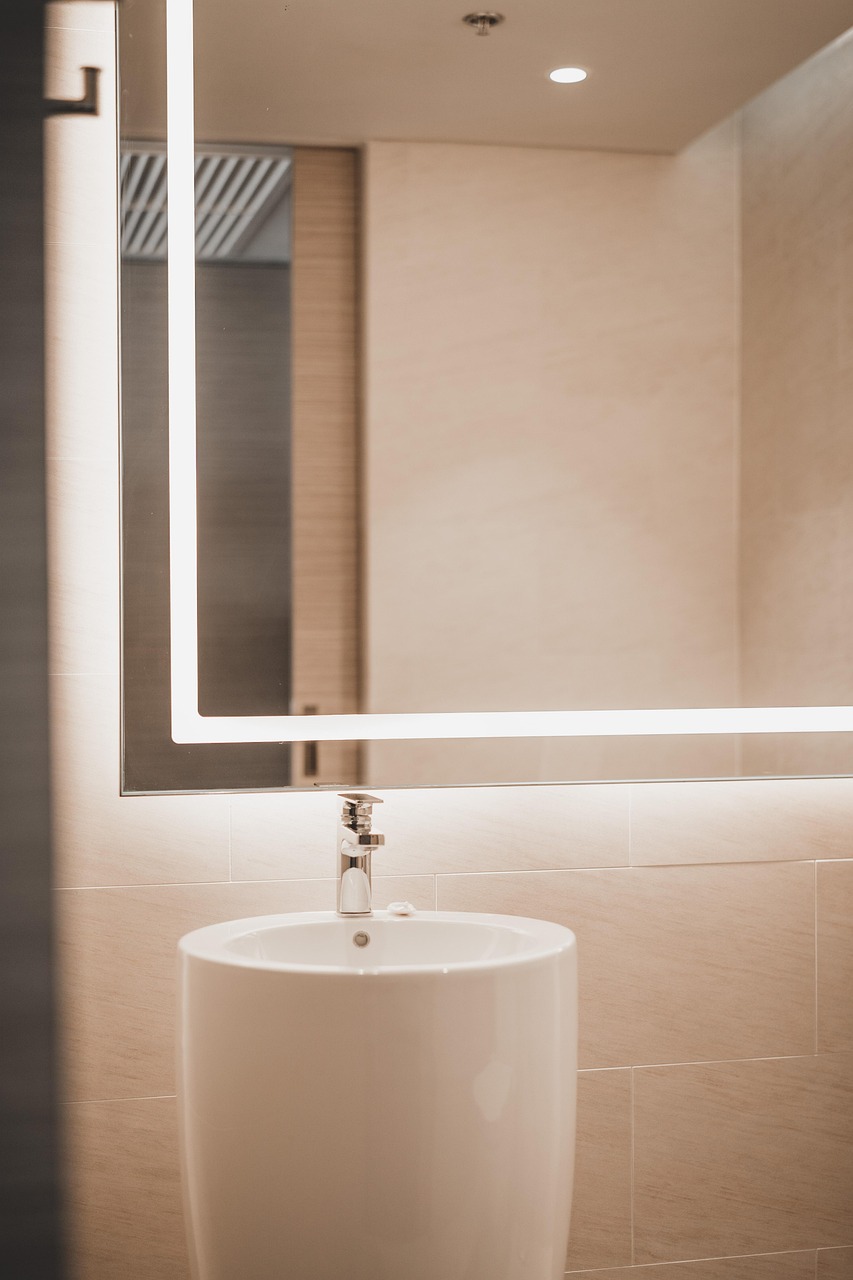 découvrez des idées d'éclairage pour salle de bain alliant style et fonctionnalité, pour une ambiance lumineuse et agréable.
