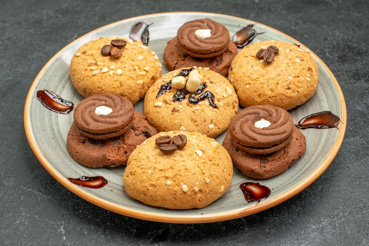 Offrir des biscuits fait maison : l’attention qui touche toujours